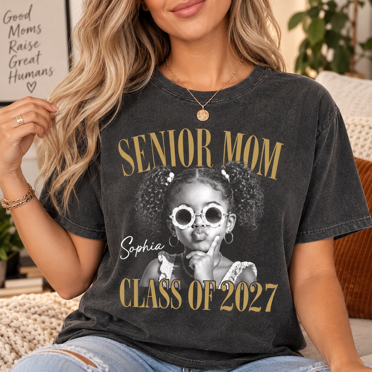 Custom Retro Senior Mom 2027 Shirt: Vintage Photo Senior Shirt, Class of 2027 Gift, Proud Family Matching Tee, High School Graduation Tee 17ac332d-fd29-4f34-a4e7-8b801f41ec9c-vbbvbv-1-.png