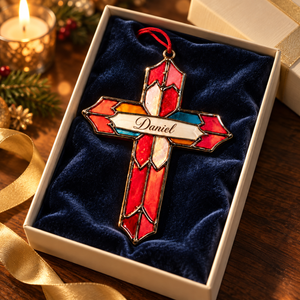 Personalized Stained Glass Style Cross Ornament – Custom Name Christian Christmas Gift & Religious Keepsake 17de41ca-4fdf-474a-a751-d63ee579b304-Th-nh-gi-Daniel-trong-h-p-qu-.png