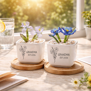 Mom Grandma Birth Flower Glass Pot, Personalized Mom Grandma Est Gift, Hand Blown Everlasting Flower Plant, Mother's Day Gift for Grandma