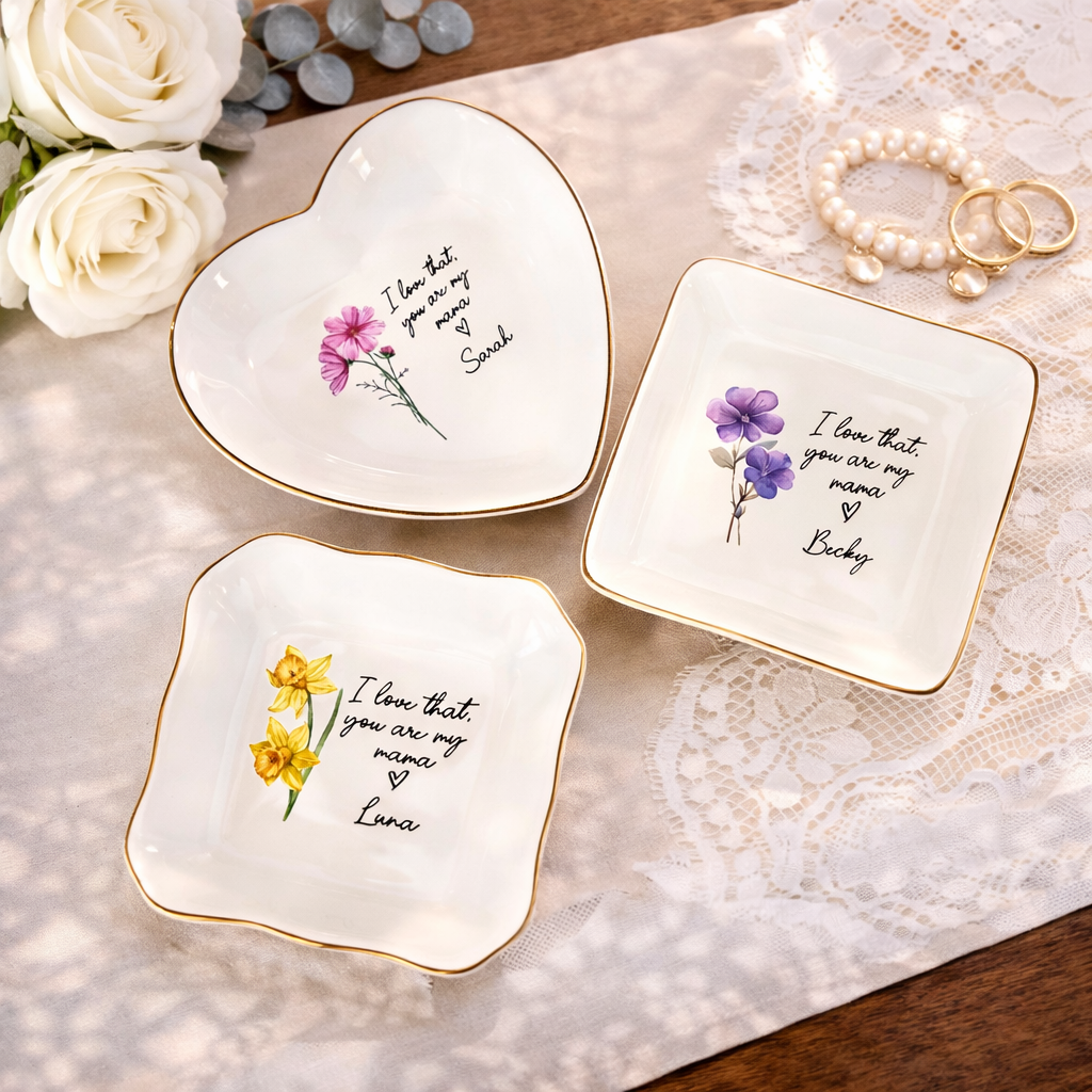 Personalized Mothers Jewelry Dish with Birth Flower, Custom Moms Trinket Dish, Birthday Gifts, Mother's Day Gifts, Personalized Gift for Mom