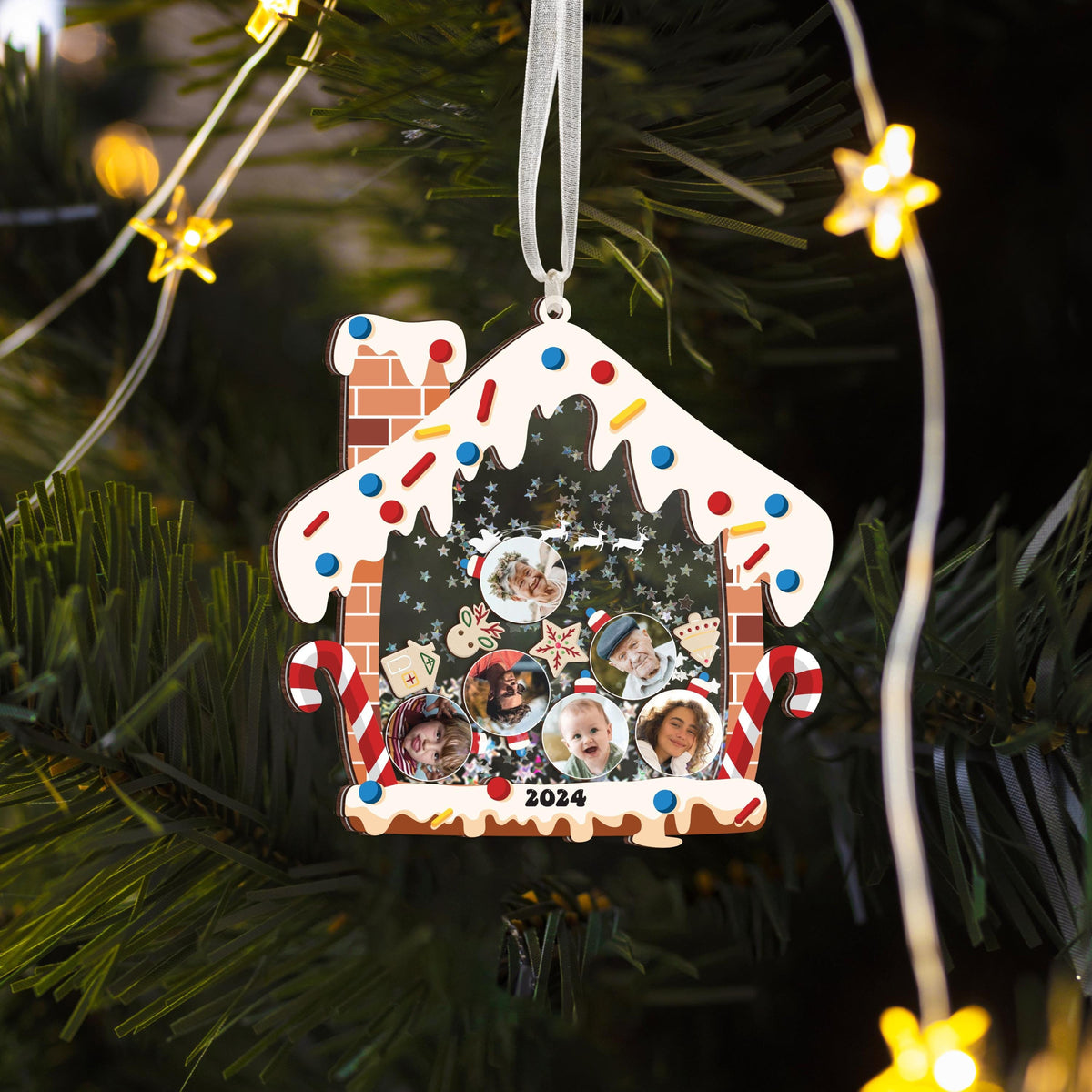 Gingerbread House Custom Family Members Photo - Personalized 4D Shaker Ornament - Christmas Gift For Family