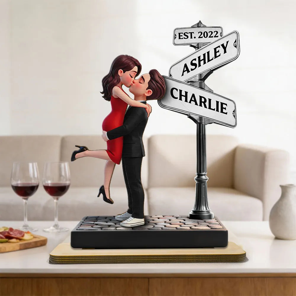 3D Hugging Kissing Couple Street Sign - Personalized Wooden Plaque With Flat Base - Valentine's Day Gift For Couple