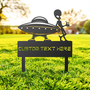 Alien & Spaceship Yard Stake, Custom Metal Alien Garden Yard Art, Outer Space Yard Decor, Funny Alien Yard Stake
