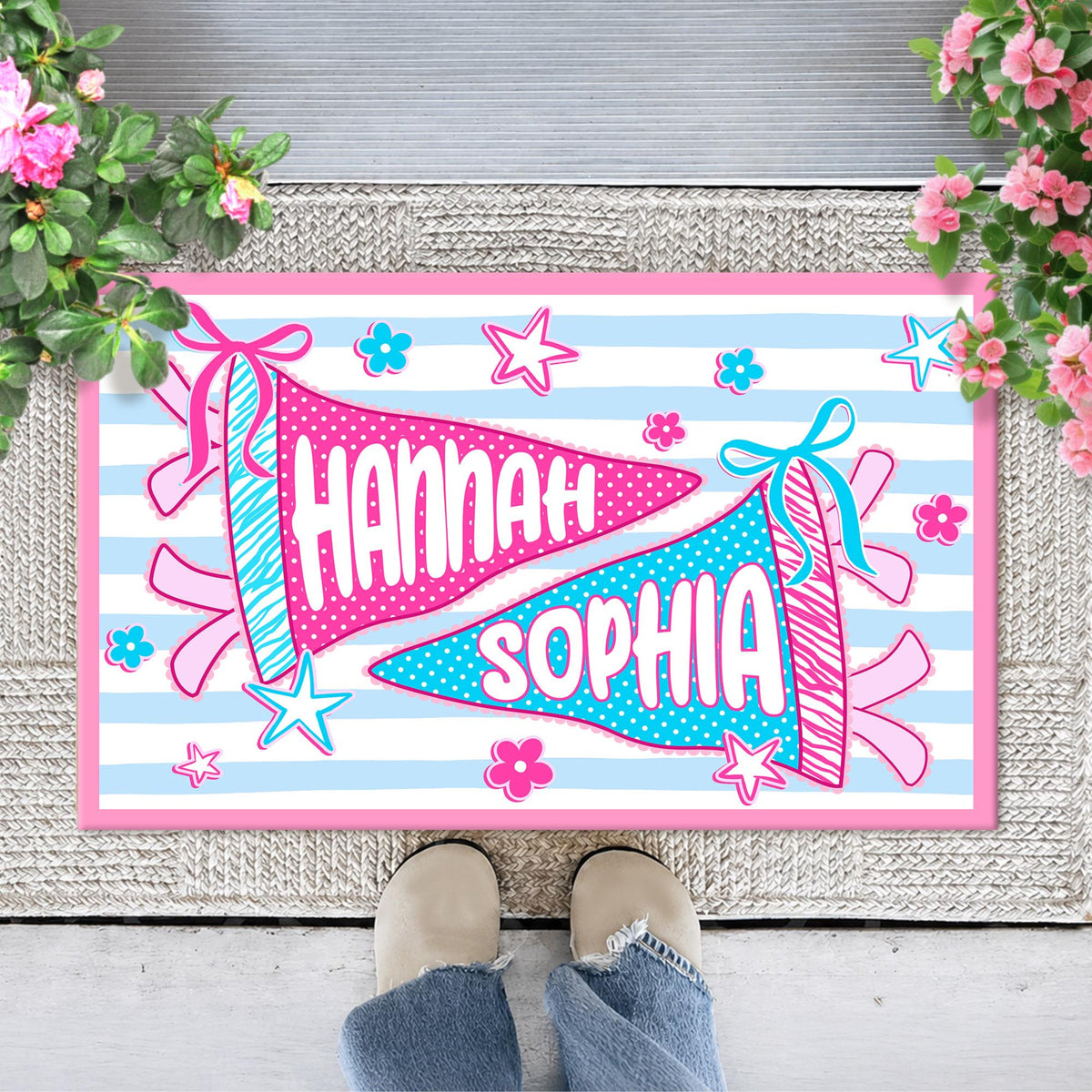 Personalized Pennant Name Dorm Welcome Mat: Preppy Bow Dorm Decor For College Girl, Best Roommate Gift, Stripped Apartment Decor For Bestie