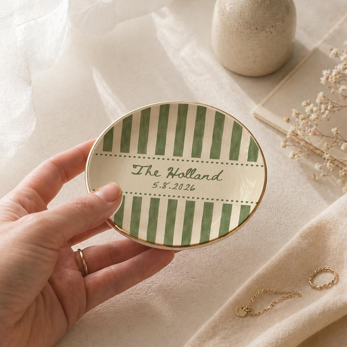 Personalized Ceramic Ring Dish, Custom Engagement Gift, Engaged Couples, Newlyweds, Just Married Friends, Cute Christmas Gifts 2664a7a7-61ab-4ef9-ae16-fa51f7d140c1-8.jpg