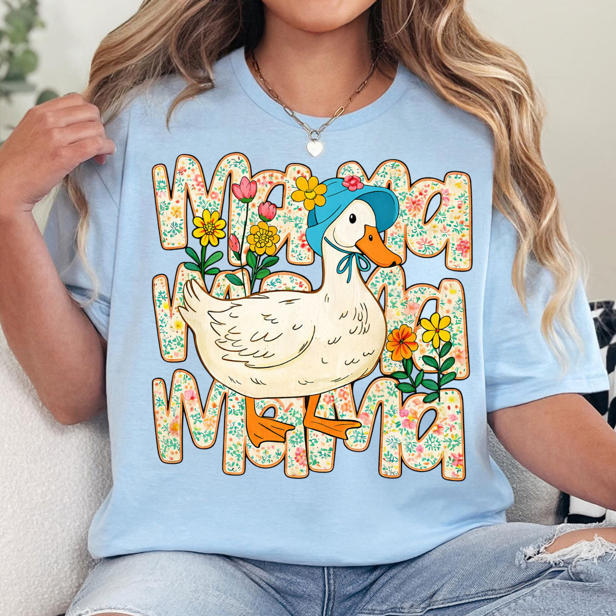Mama Duck - Mother's Day T-Shirt 2_205fea28-6e0e-4b6d-bf22-2a4d91192e71.jpg