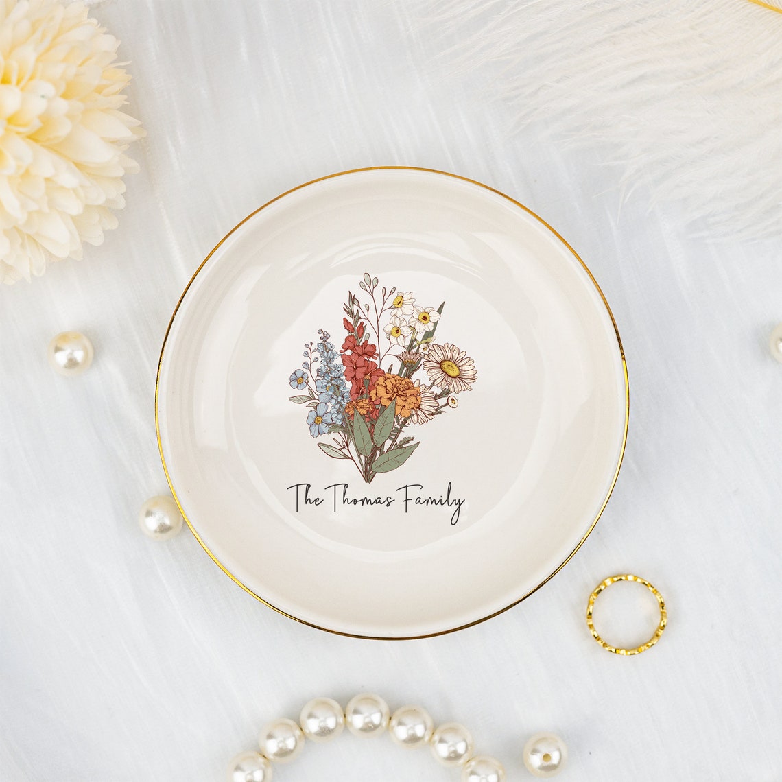 Custom Flower Jewelry Dish, Birth Flower Bouquet Ring Dish, Personalized Birthday Gift for Mother, Family Combine Jewelry Dish for Grandma