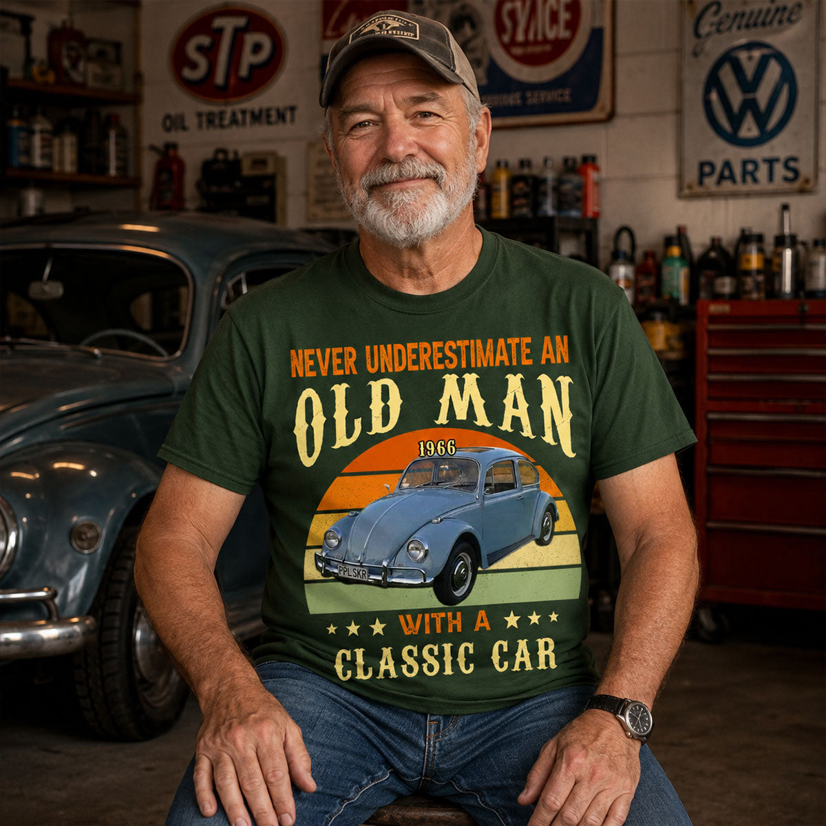 Never Underestimate An Old Man With A Classic Car - Personalized T-shirt