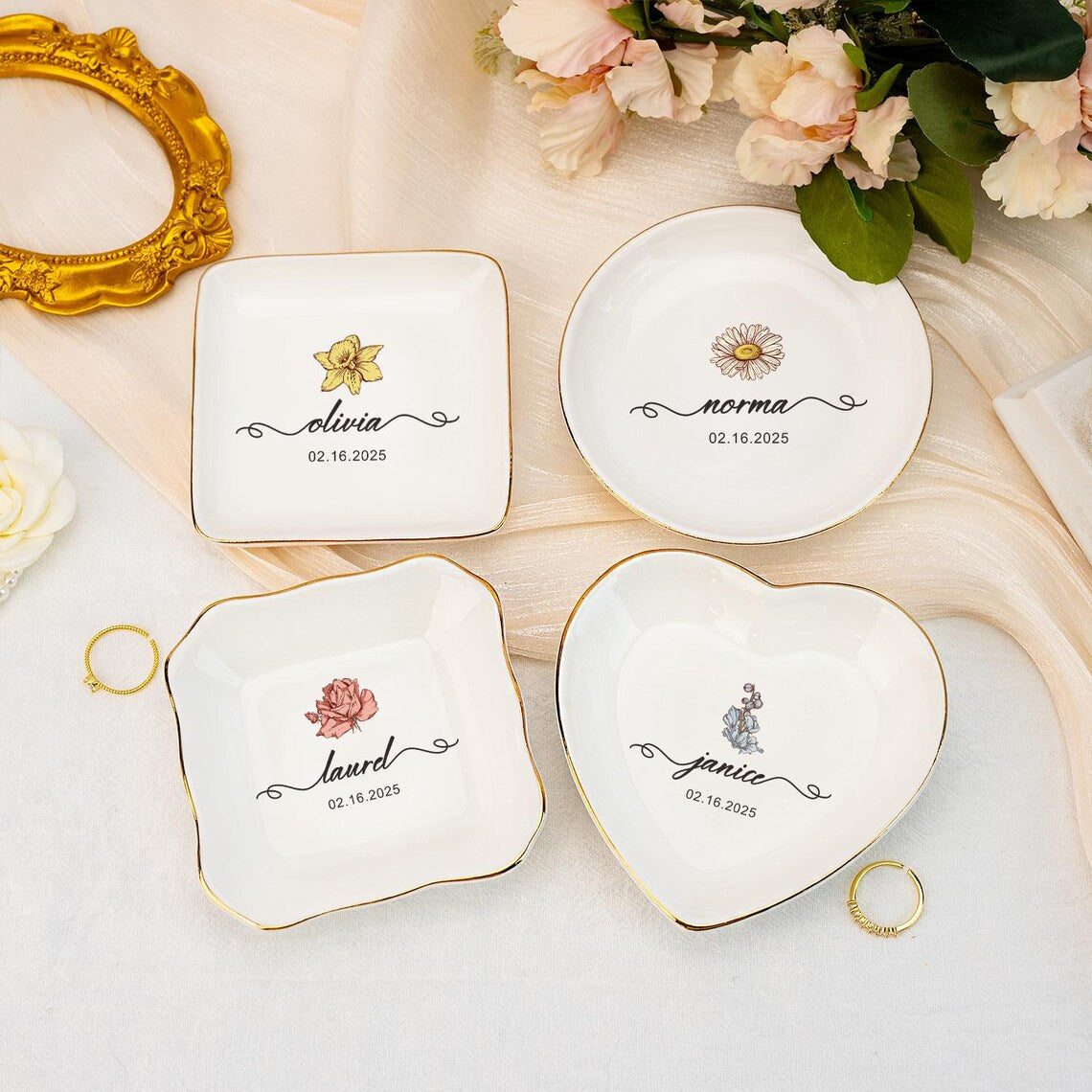 Personalised Birth Flower Trinket Dish, Flower Name Jewelry Dish, Bridesmaid Ring Dish Wedding Favors, Birthday Gift for Friend, Date Ring Dish