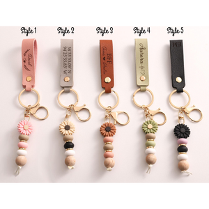 Personalized Daisy Keychain, PU Leather Floral Keychain, Beaded Bag Charm