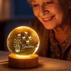 Mom Grandma Butterfly Flower Jar - Personalized Crystal Ball LED Night Light - Sentimental Gift for Grandma, Mom, Mother's Day Gift