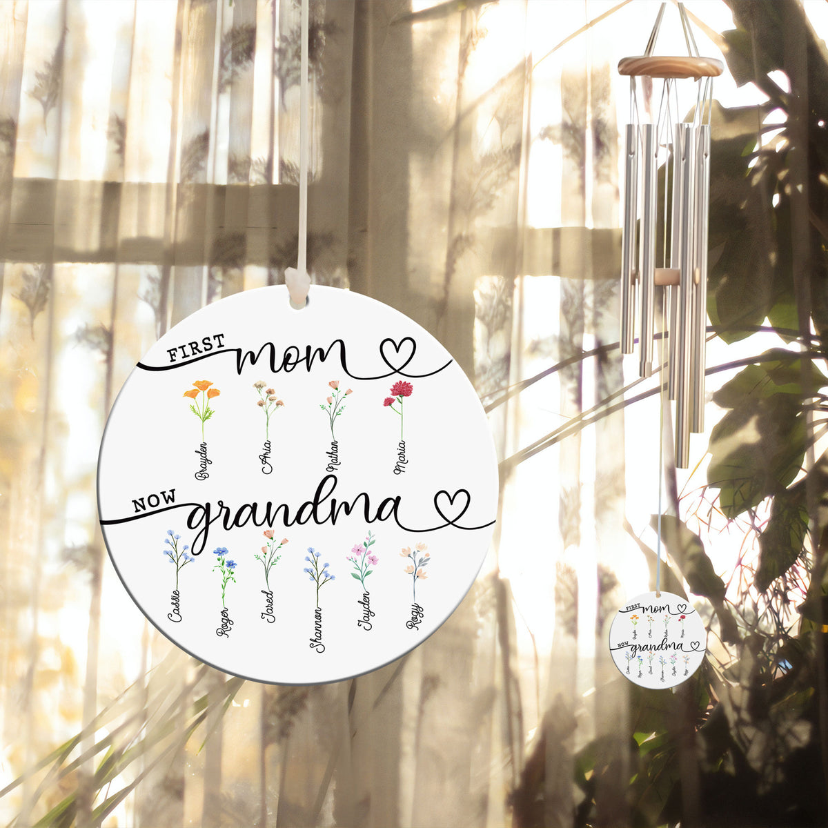 Personalized Grandma's Wind Chime, First Mom Now Grandma, Kid Name With Floral Sign, Grandma Gift Chime, Gift for Grandma, Home Decor