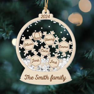 Christmas Family Snow Globe - Personalized 4D Shaker Ornament - Christmas Gift For Family