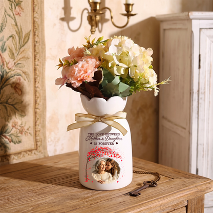 Love Between Mother & Daughters Personalized Flower Vase 3_4885fb20-eb29-4023-8c35-1fbeed6c9cd5.png
