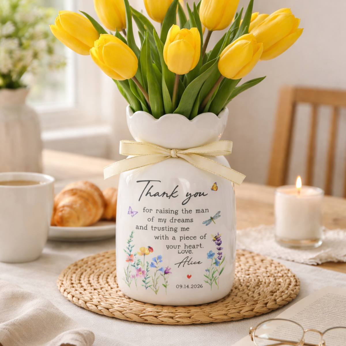 Personalised Mother of the Groom Flower Vase, Wedding Gift for Mother of Groom, Mother's Day Flower Vase for Mother of the Groom