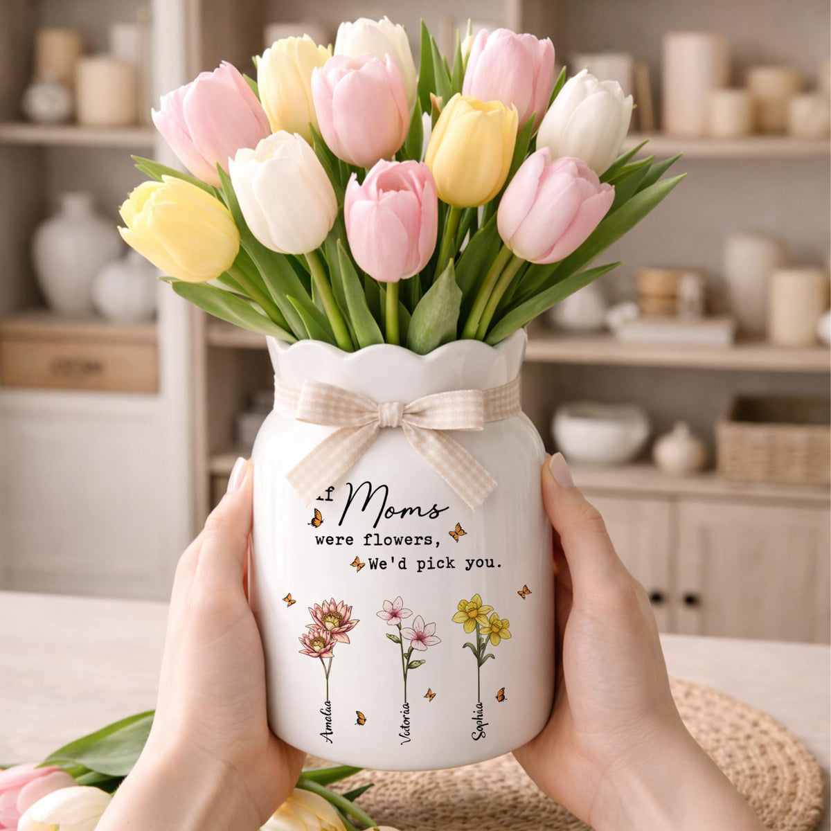 Personalized Mom Garden Ceramic Vase, Custom Birth Flower Vase for Mom, Grandma Garden Vase, Mother's Day Gift for Mom, Nana Gift