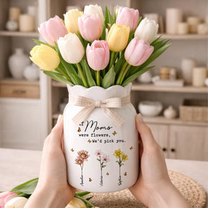 Personalized Mom Garden Ceramic Vase, Custom Birth Flower Vase for Mom, Grandma Garden Vase, Mother's Day Gift for Mom, Nana Gift
