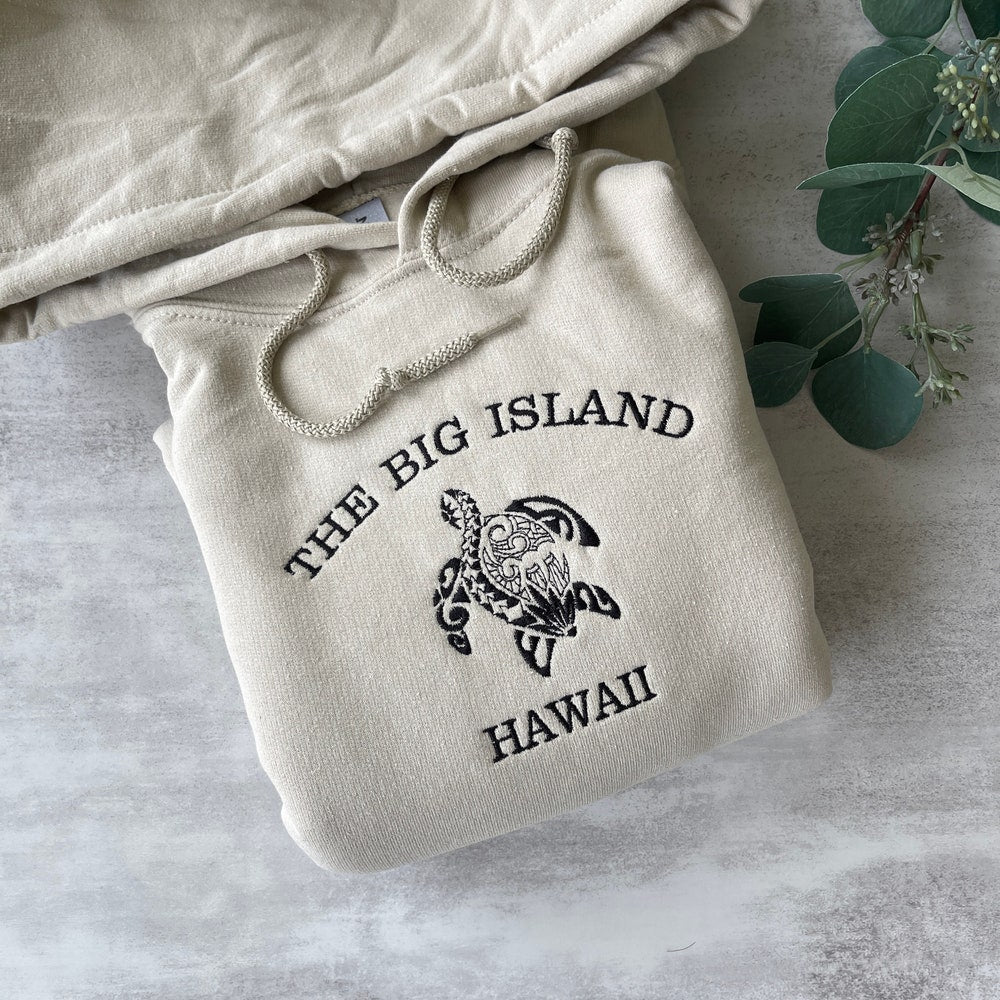 Embroidered The Big Island Hawaii Sweatshirt, Hawaii Hoodie, The Big Island Crewneck Sweatshirt, Graphic Sweatshirt, Trendy Sweatshirt