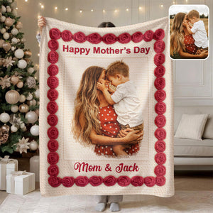 Upload Photo Embroidered Family Portrait Personalized Blanket 3_5fcaf65c-0c27-4b6b-a820-d9706d785543.jpg