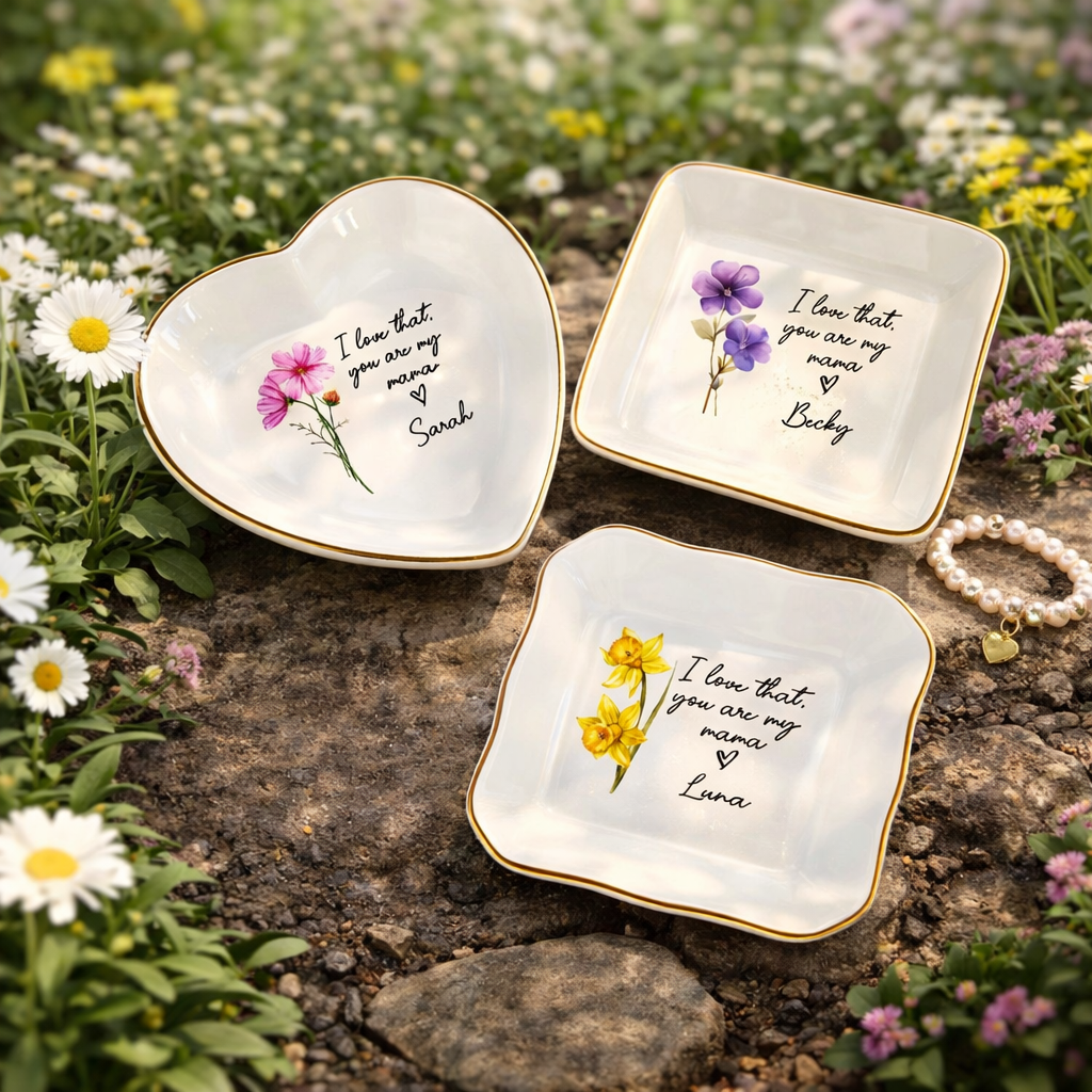 Personalized Mothers Jewelry Dish with Birth Flower, Custom Moms Trinket Dish, Birthday Gifts, Mother's Day Gifts, Personalized Gift for Mom