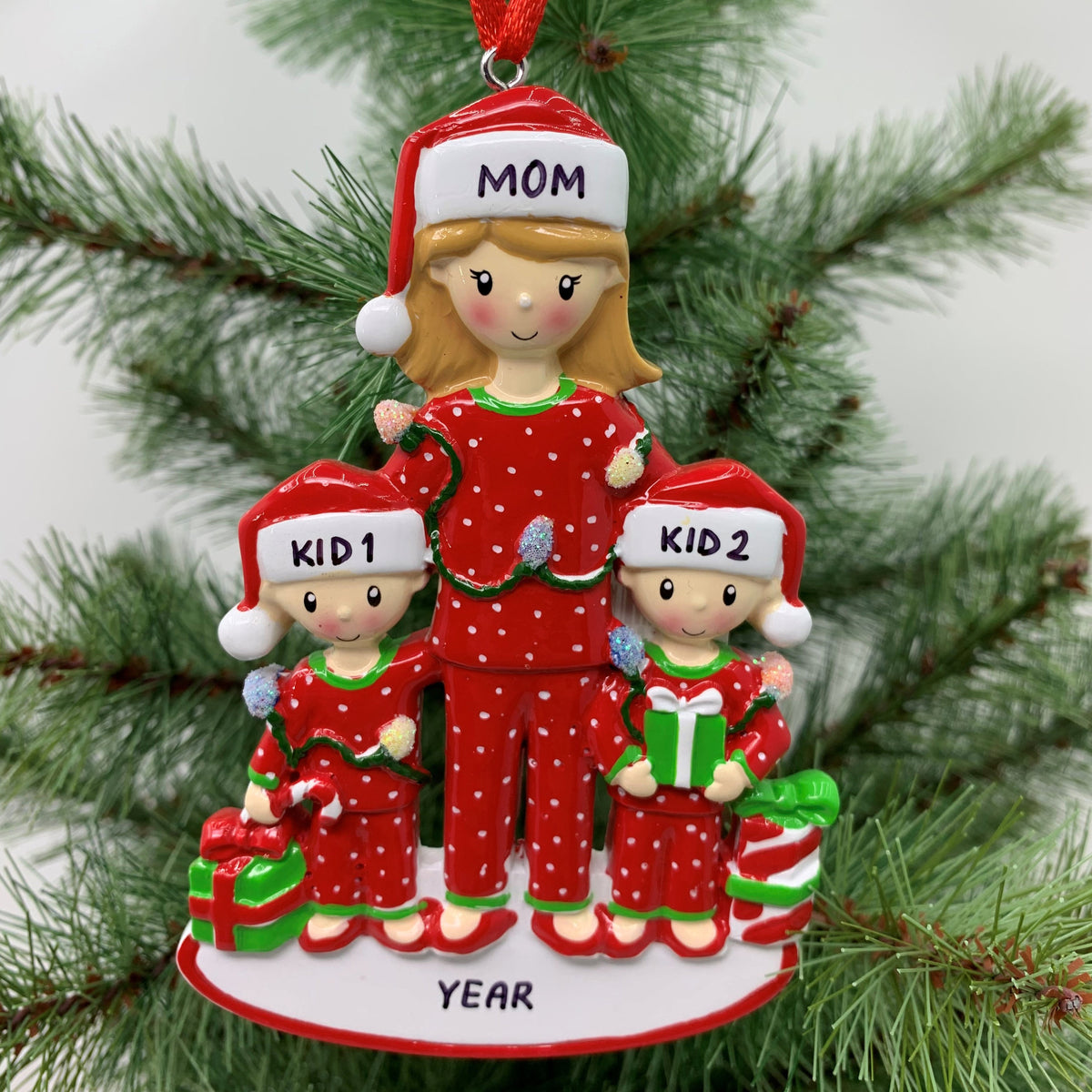 Single Mom with Kids Children - Personalized Christmas Resin Pendant - Christmas Gift For Mom