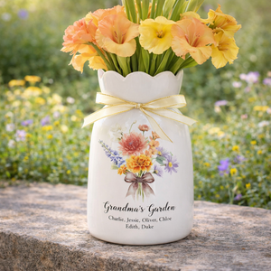 Personalized Grandma's Garden Petal Vase, Birth Flower Vase for Grandma, Mother's Day Gift from Grandkids, Birthday Gift for Her