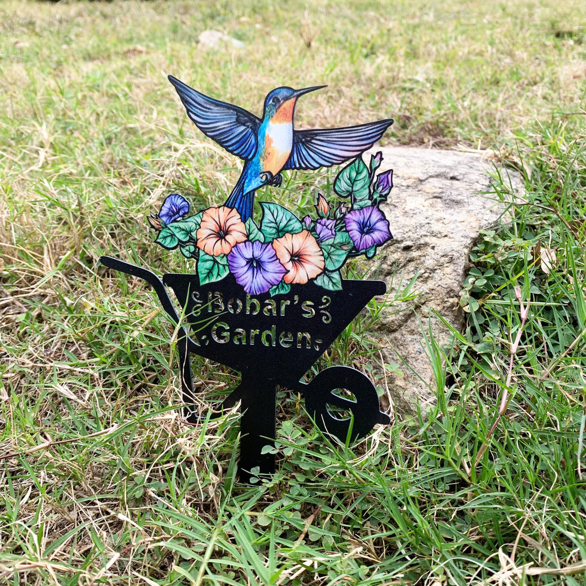 Custom Hummingbird Garden Stake, Personalised Bird Garden Name Sign, Hummingbird Garden Decor, Gardener Gift, Grandma Nana Gift,Mother's Day