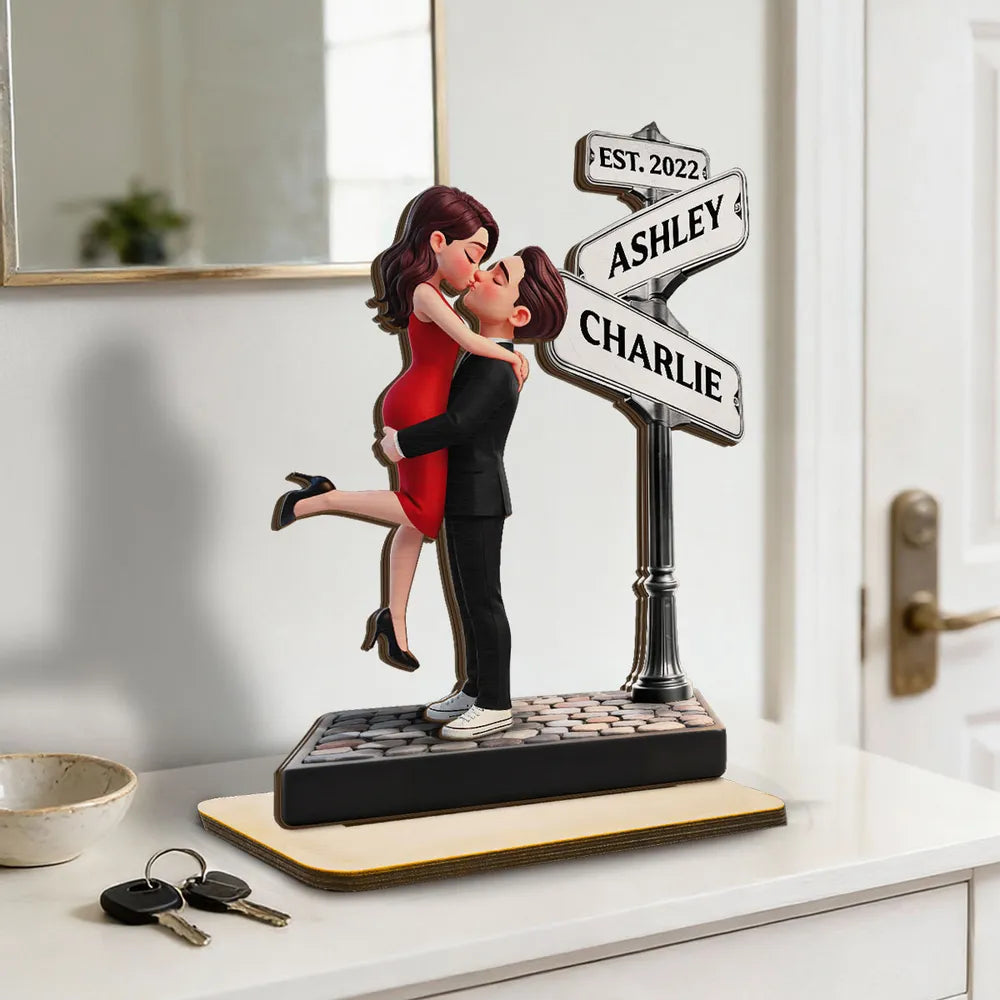 3D Hugging Kissing Couple Street Sign - Personalized Wooden Plaque With Flat Base - Valentine's Day Gift For Couple