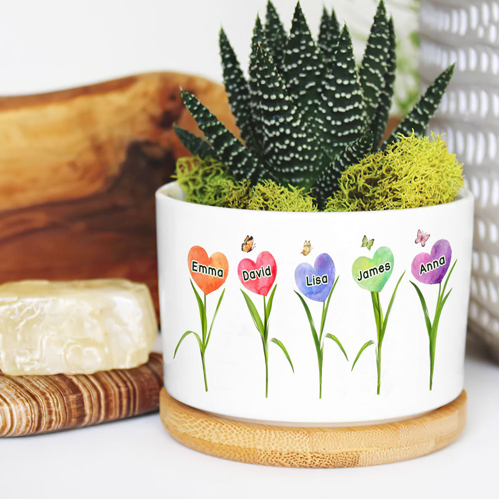 A Garden Of Love In Mom Grandma's Heart - Personalized Plant Pot - Gift For Grandma, Mommy