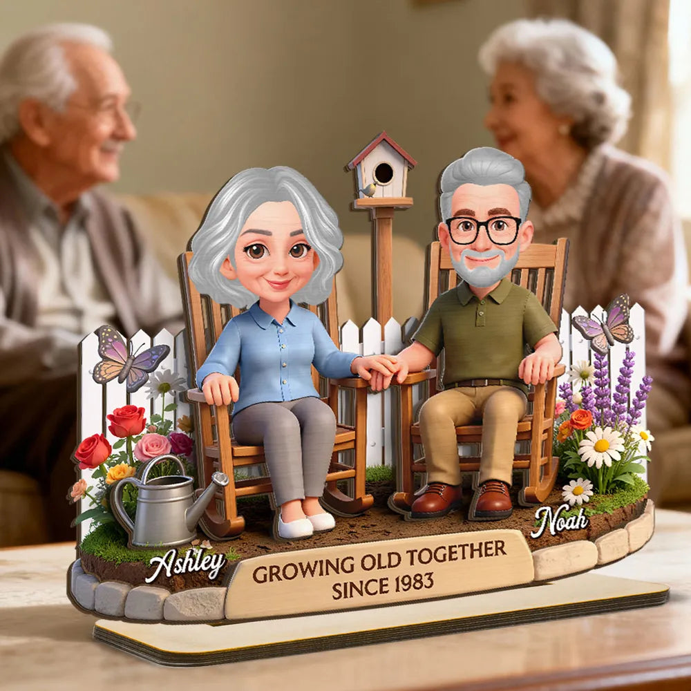 3D Effect Backyard Couple Growing Old Together - Personalized Wooden Plaque - Anniversary, Valentine's Day Gift For Couple