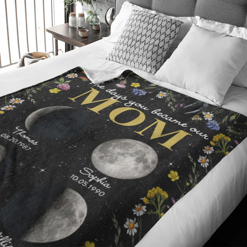 The Day You Became My Mom Custom Moon Phase - Personalized Blanket - Gift For Mom, Mother's Day, Birthday Gift