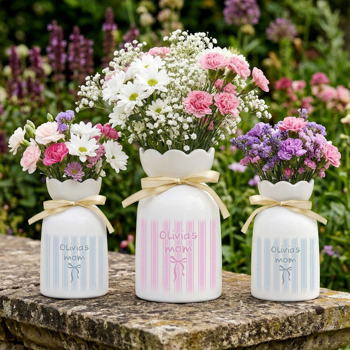 Personalized Floral Ceramic Vase with Custom Name, Elegant Gift for Mom & Home Decor, Mother's Day Gift