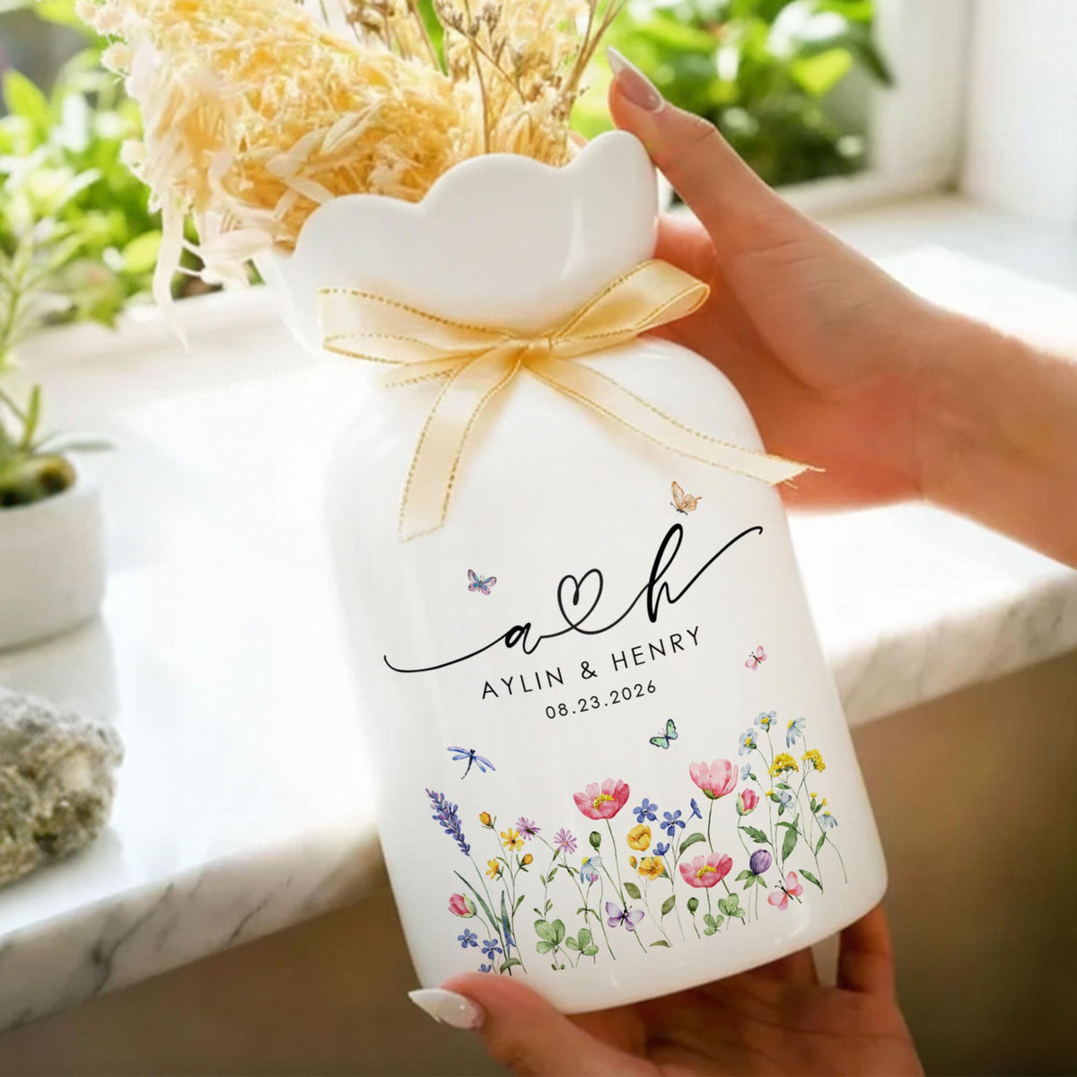 Custom Wedding Gifts Flower Vase, Personalized New Engaged Couple Gift, Gift for Newlyweds