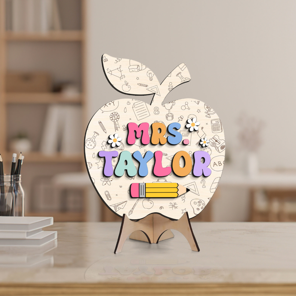 Personalized Teacher Gifts, Teacher Apple Shape Gifts, Teacher Door Hanger, Custom Teacher Sign, Teacher Welcome Sign, Teacher Door Decor