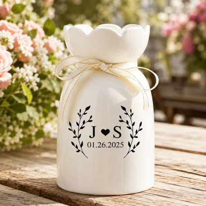 Custom Wedding Flower Vase, Engaged Vase with Date, Engaged Gift for Her, Memorial Gift for Newlyweds, Wedding Anniversary Gift for Couple