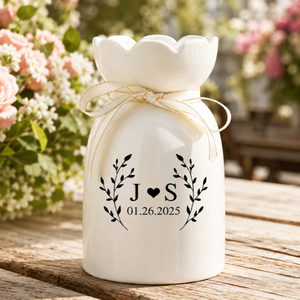 Custom Wedding Flower Vase, Engaged Vase with Date, Engaged Gift for Her, Memorial Gift for Newlyweds, Wedding Anniversary Gift for Couple