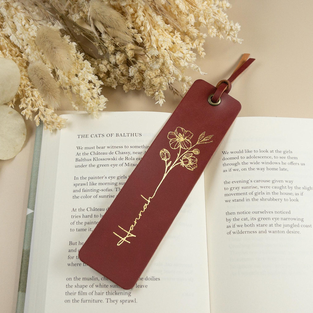Custom Leather Bookmark with Birth Flower, Personalized Birthday Gift for Book Lovers, Bridesmaid Gift, Wedding Gift 581072fb-0ad2-456c-bafb-8bfa849b3031-2.jpg