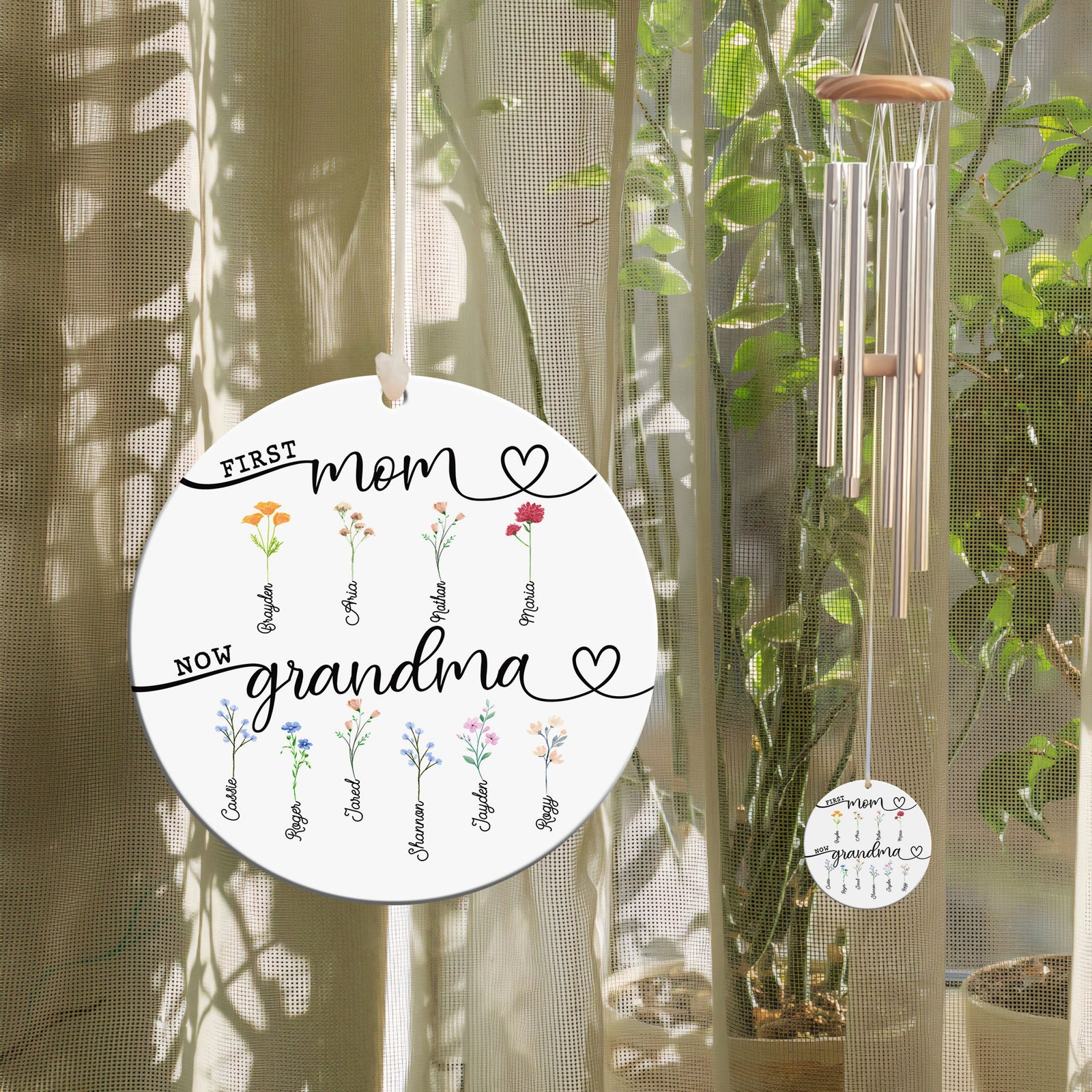 Personalized Grandma's Wind Chime, First Mom Now Grandma, Kid Name With Floral Sign, Grandma Gift Chime, Gift for Grandma, Home Decor