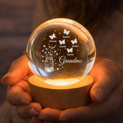 Mom Grandma Butterfly Flower Jar - Personalized Crystal Ball LED Night Light - Sentimental Gift for Grandma, Mom, Mother's Day Gift