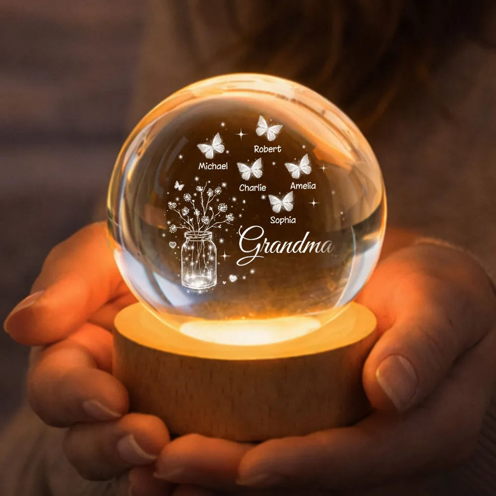 Mom Grandma Butterfly Flower Jar - Personalized Crystal Ball LED Night Light - Sentimental Gift for Grandma, Mom, Mother's Day Gift