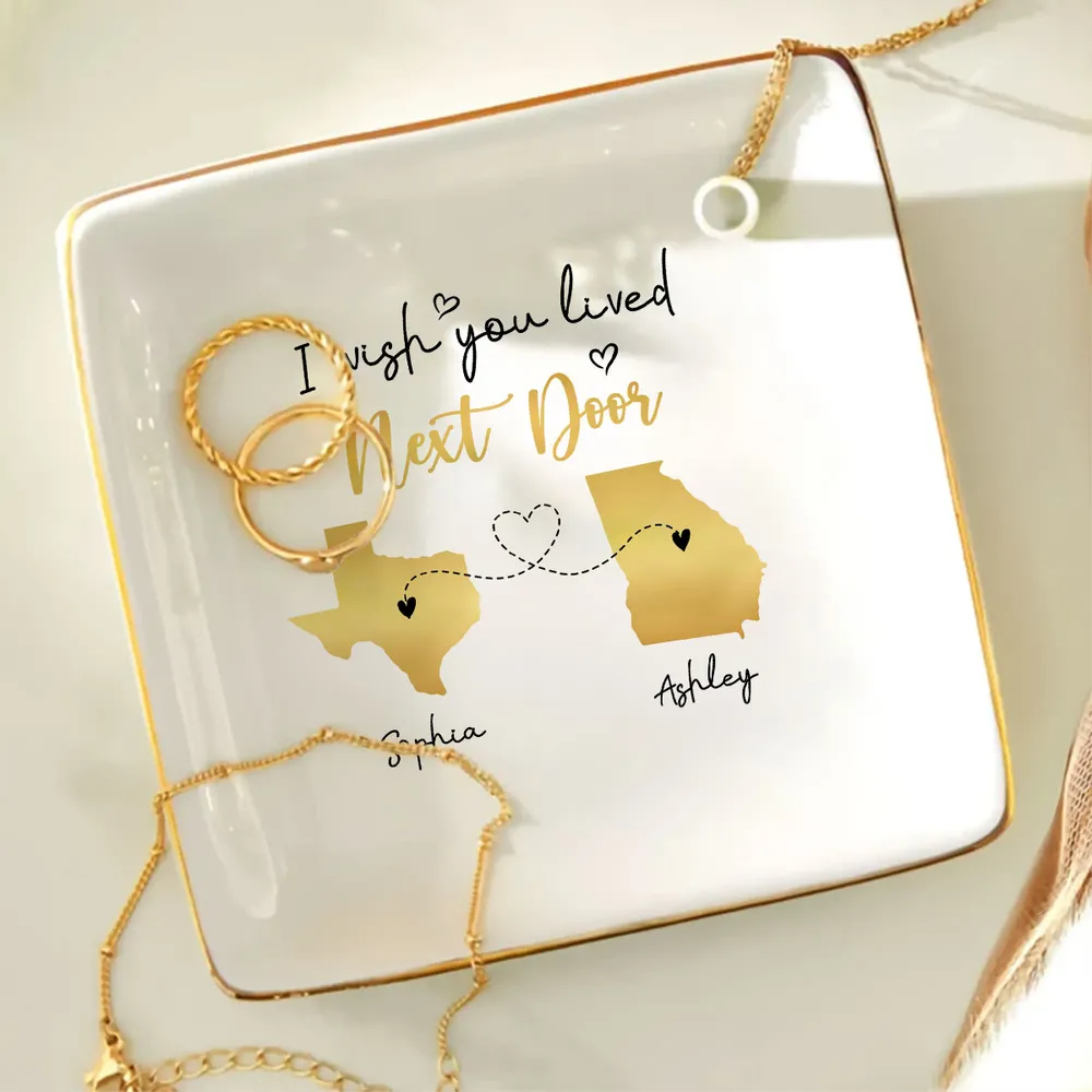 Miles Apart But Close At Heart - Personalized Jewelry Plate - Gift For Mom, Bestie, Sister, Family, Long Distance Gift