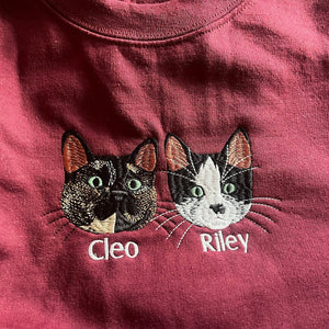 Personalized embroidered custom cat with photo shirt 5_0469b8db-7b28-464e-a9d7-f04fc5afc447.jpg?v=1711765721