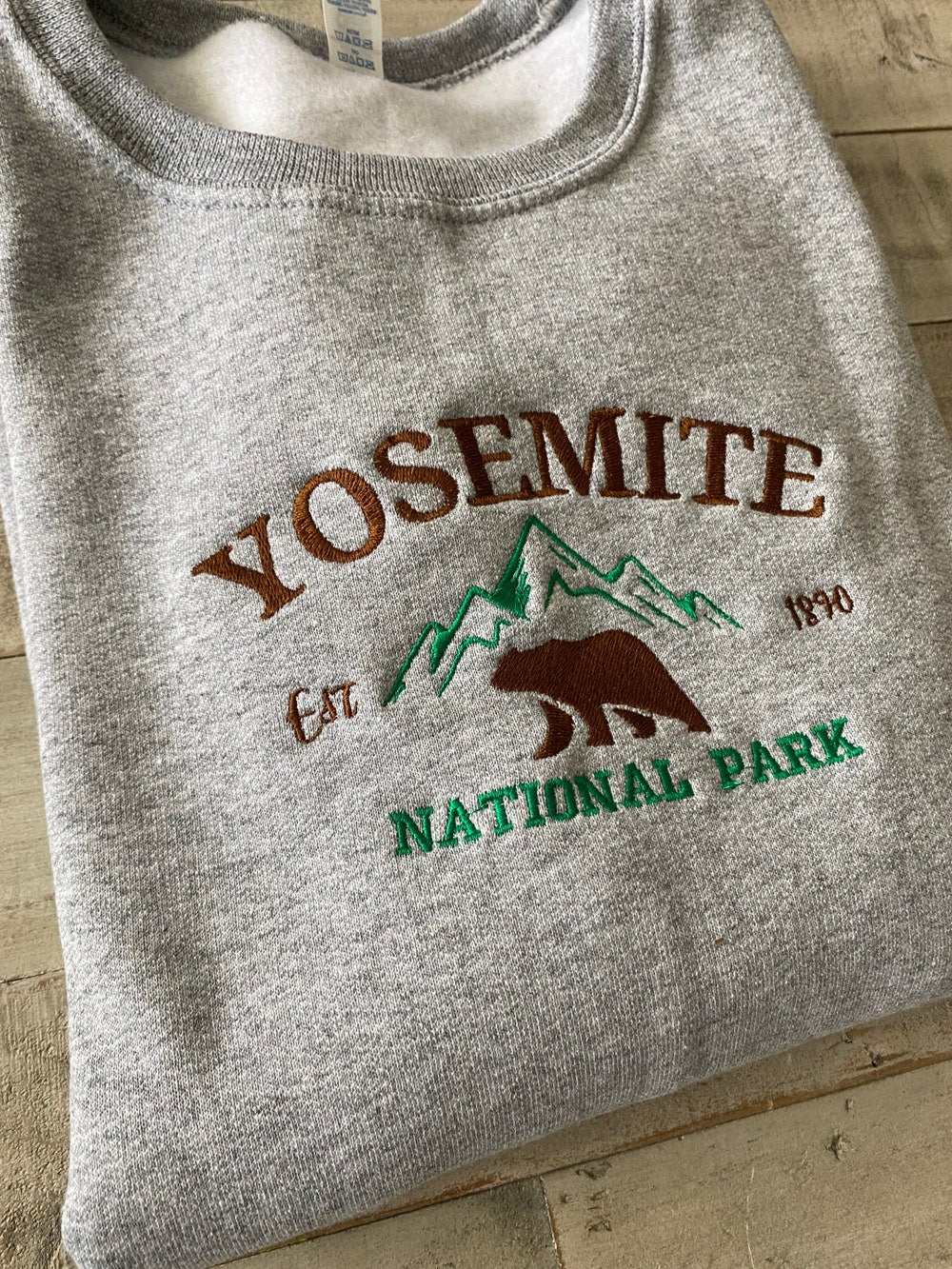 Yosemite National Park Embroidered Crewneck-Embroidered Crewneck-National Park Sweatshirt 4