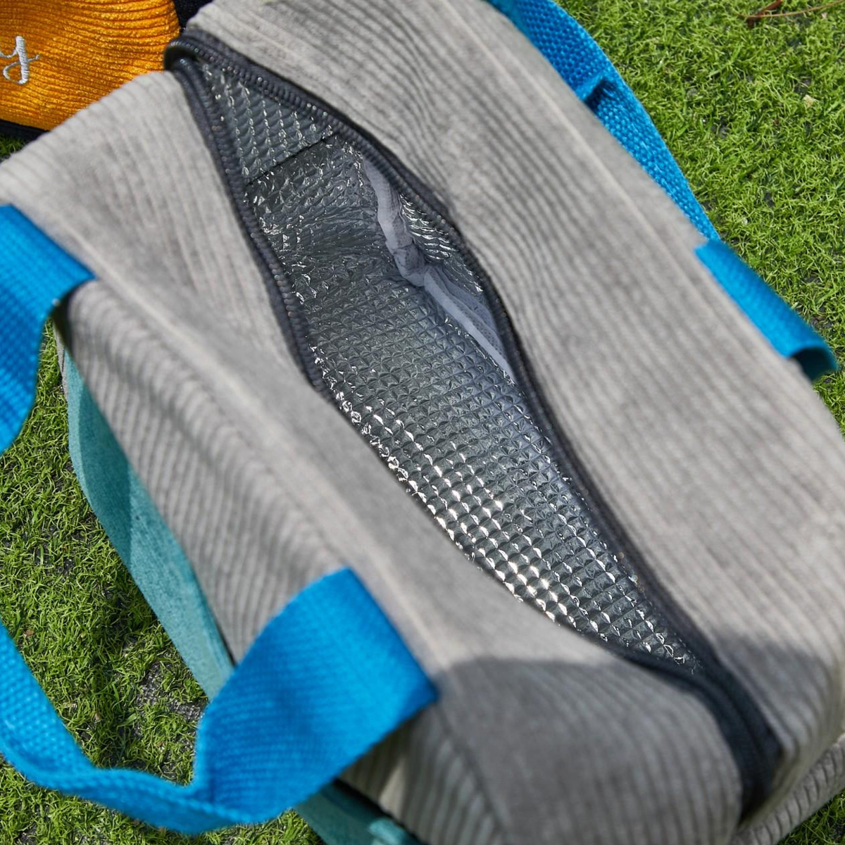 Embroidery Name Lunchbox Bag Corduroy Personalized Lunch Bag With Yarn Name Gift for Kid Gifts, Back to School Kid Lunch Bag