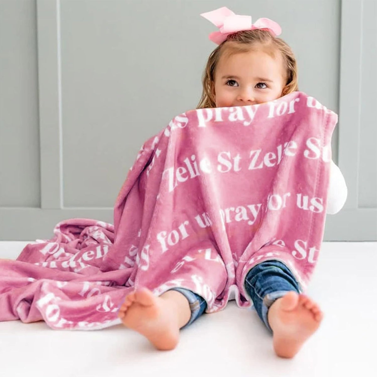 Personalized Baby Blanket with Name Custom Blanket with Letter Words Soft Plush Flannel Throw Blanket for Baby Kids Adults Friends Families