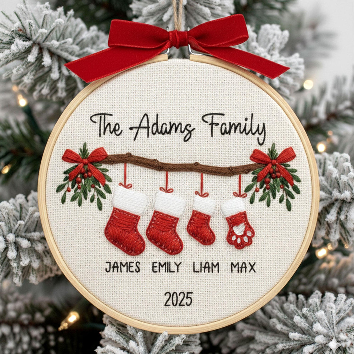 Personalized Family Christmas Ornament, Custom Embroidery Hoop, Gift for Family 2025