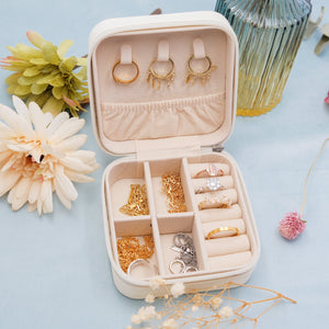 Floral Butterfly With Name - Personalized Square Jewelry Box - Gift For Her, Gift For Mom, Mother's Day, Birthday Gift