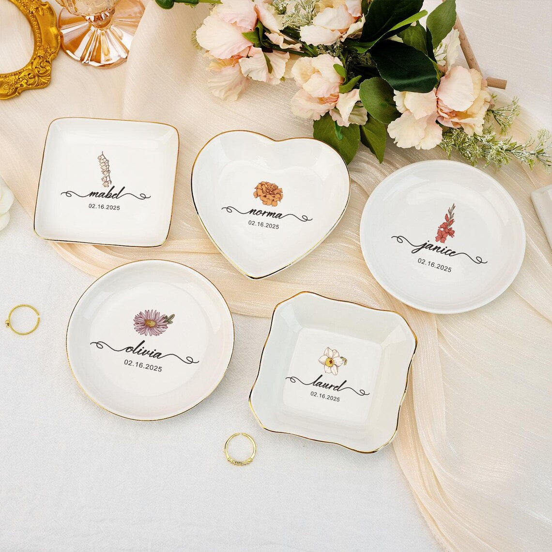 Personalised Birth Flower Trinket Dish, Flower Name Jewelry Dish, Bridesmaid Ring Dish Wedding Favors, Birthday Gift for Friend, Date Ring Dish