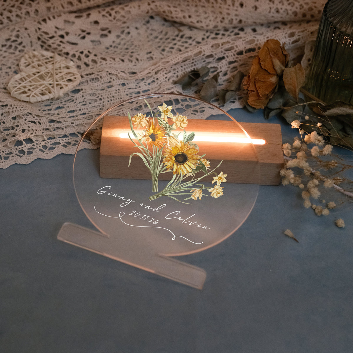 Custom Couples Name Night Light with Sunflower, Personalized Led Night light, Anniversary Gift, Valentine's Gift, Unique Wedding Gift