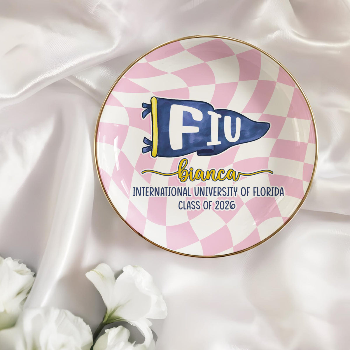 Custom School Pennant Flag Ring Dish, Personalized College Graduation Gifts for Her, Class of 2026 Keepsake Gift